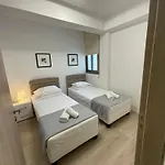 Le Voyageur Ii Apartament