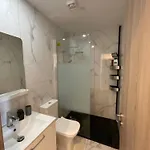 Le Voyageur Ii Apartament *